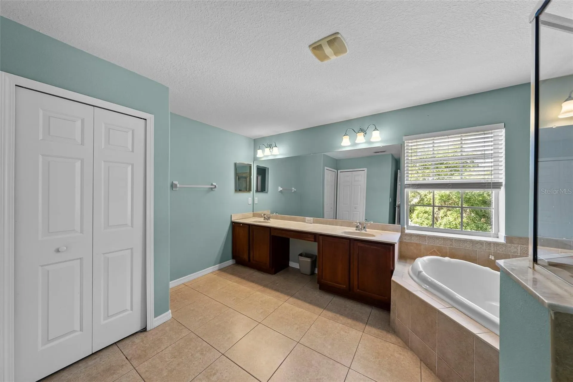18146 Bahama Bay Drive Tampa FL 33647