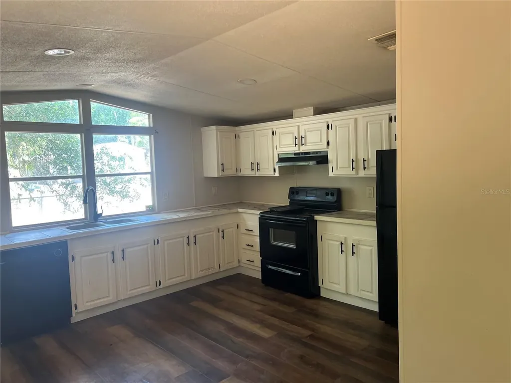 12540 Gurnee Avenue New Port Richey FL 34654