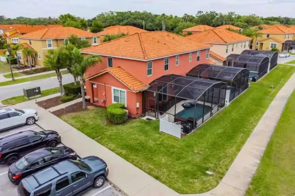 471 Las Fuentes Drive Kissimmee FL 34746