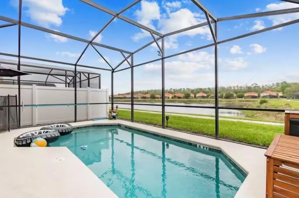 471 Las Fuentes Drive Kissimmee FL 34746