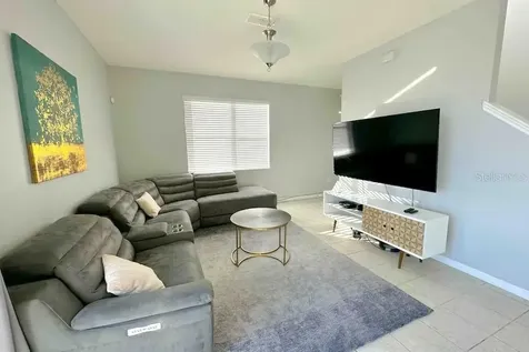 471 Las Fuentes Drive Kissimmee FL 34746