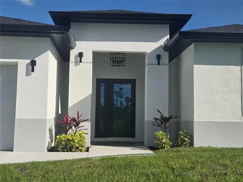 2588 Hemet Street North Port FL 34288