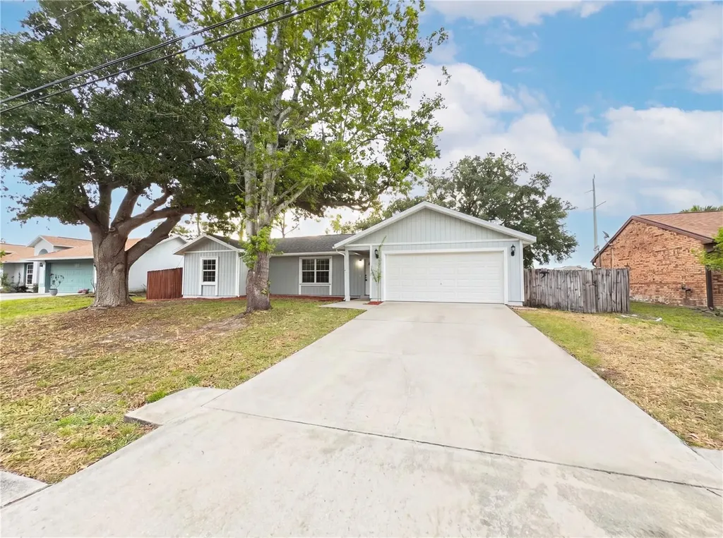 967 Lamplighter Drive NW Palm Bay FL 32907