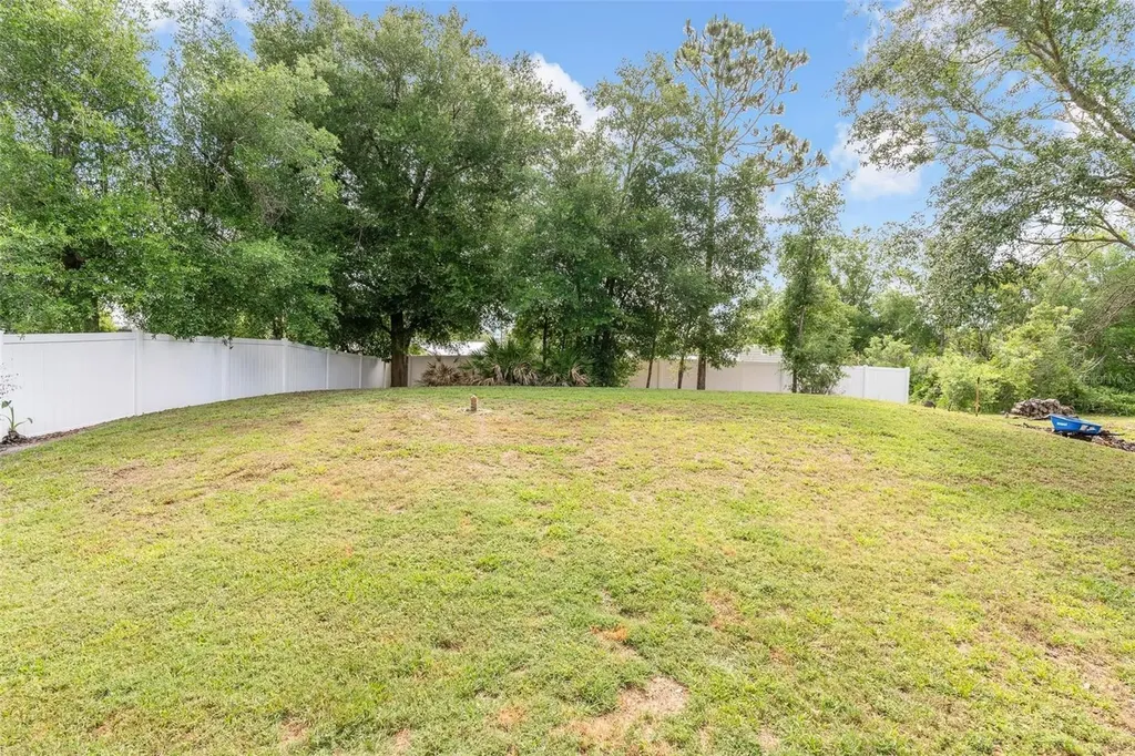 1845 6th Avenue Deland FL 32724