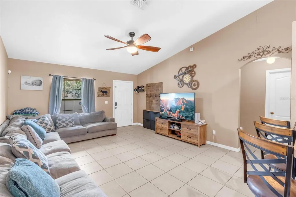 1845 6th Avenue Deland FL 32724