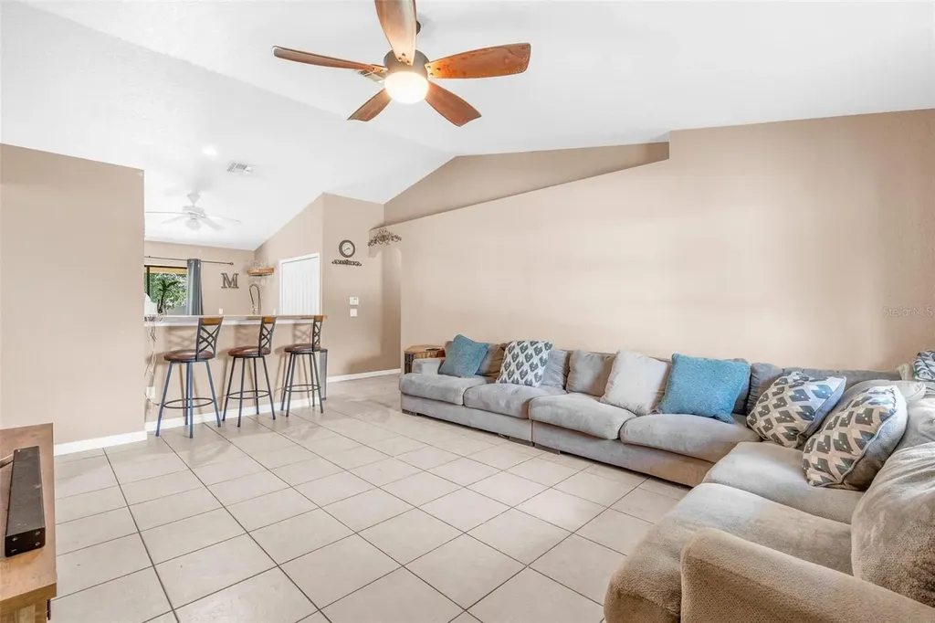 1845 6th Avenue Deland FL 32724