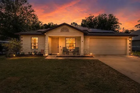 1845 6th Avenue Deland FL 32724