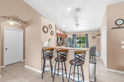 1845 6th Avenue Deland FL 32724