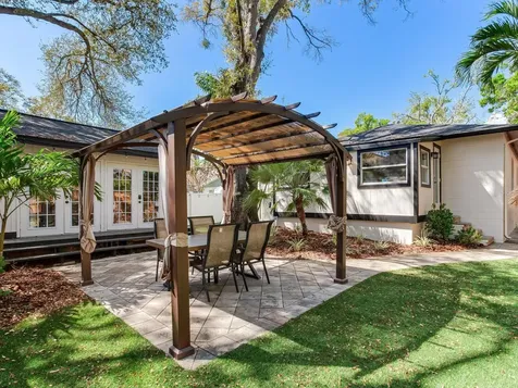 6118 S Elkins Avenue Tampa FL 33611