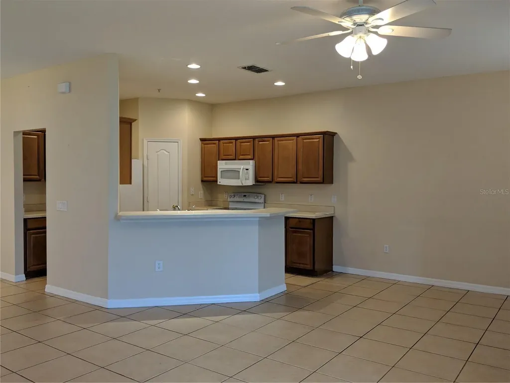 6512 S Goldenrod Road Orlando FL 32822