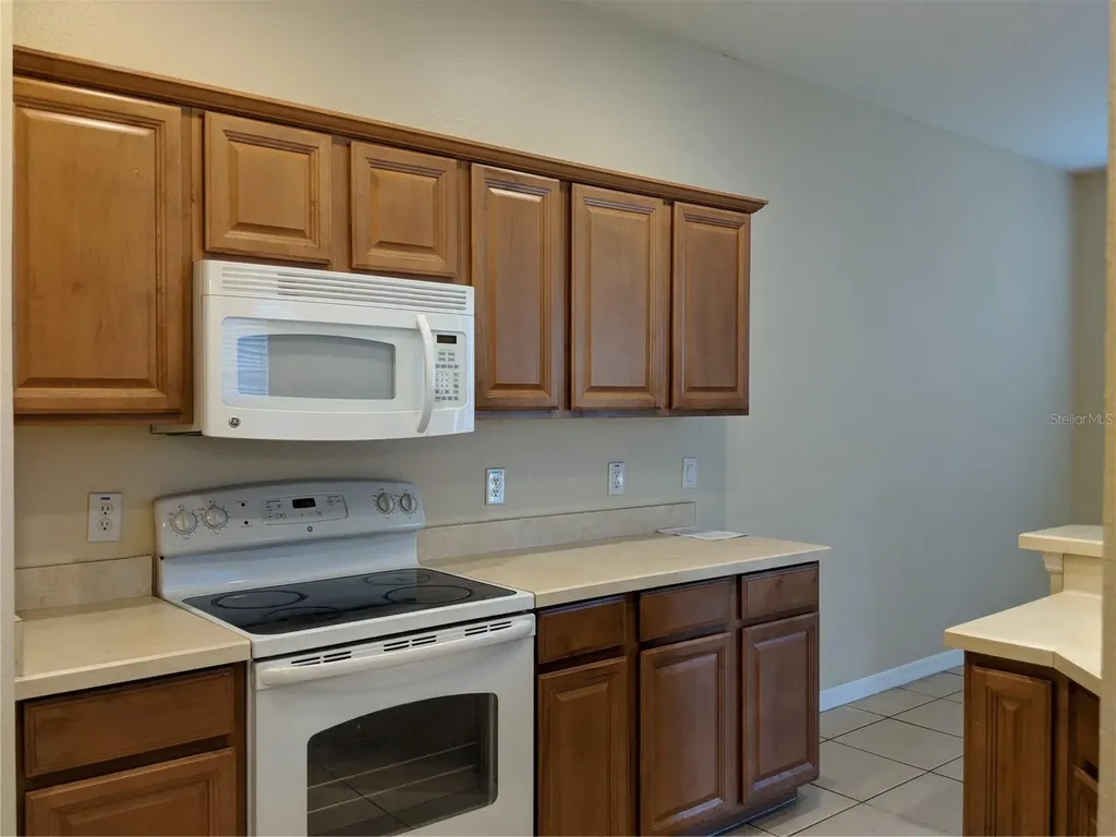 6512 S Goldenrod Road Orlando FL 32822