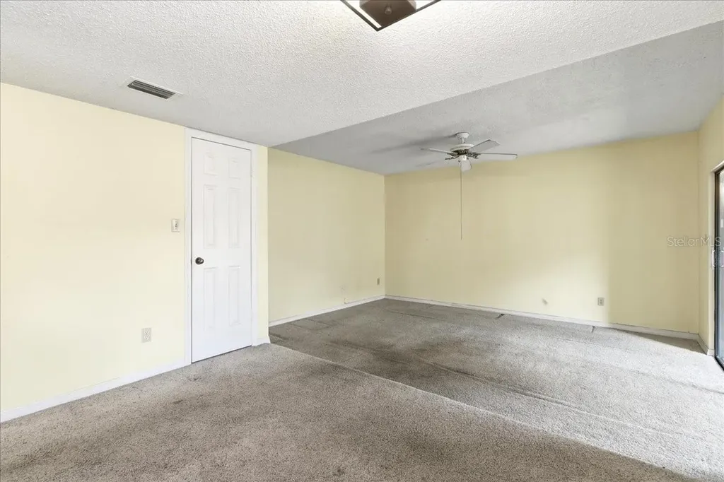 1412 Oak Place Apopka FL 32712
