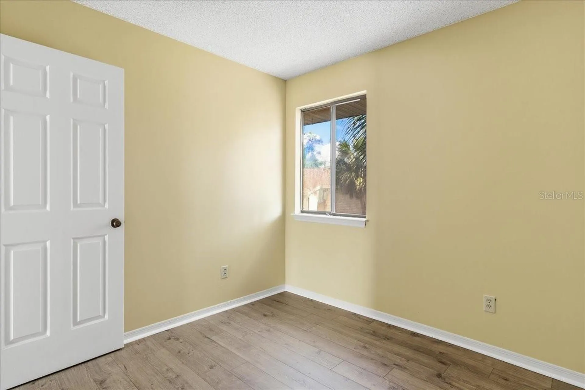 1412 Oak Place Apopka FL 32712