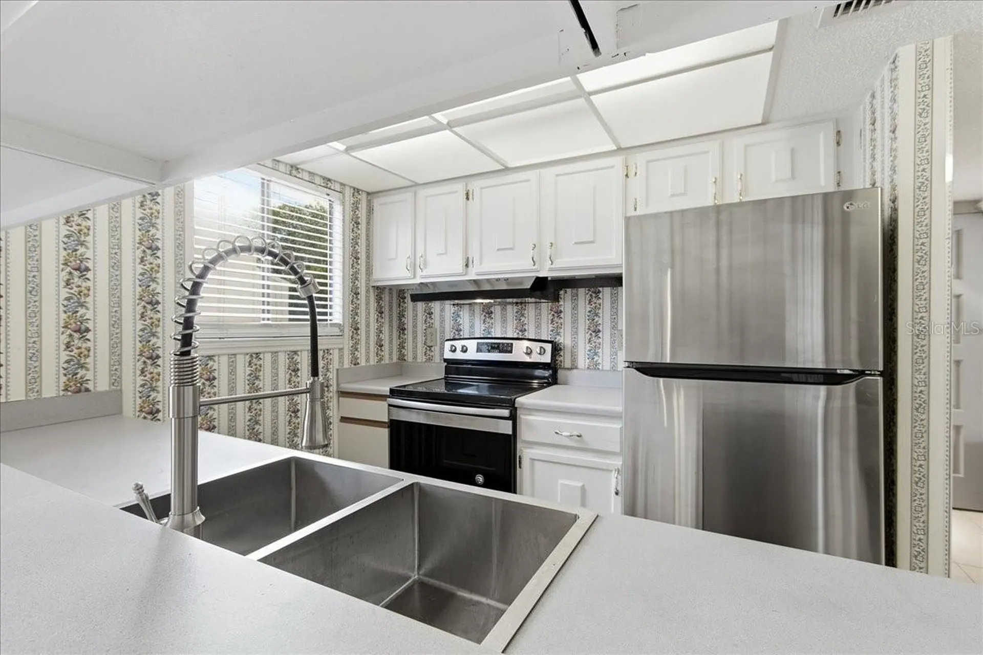 1412 Oak Place Apopka FL 32712