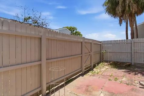 1412 Oak Place Apopka FL 32712