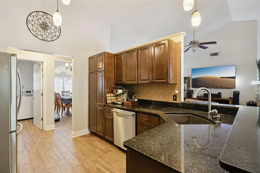 2113 Martingale Place Oviedo FL 32765