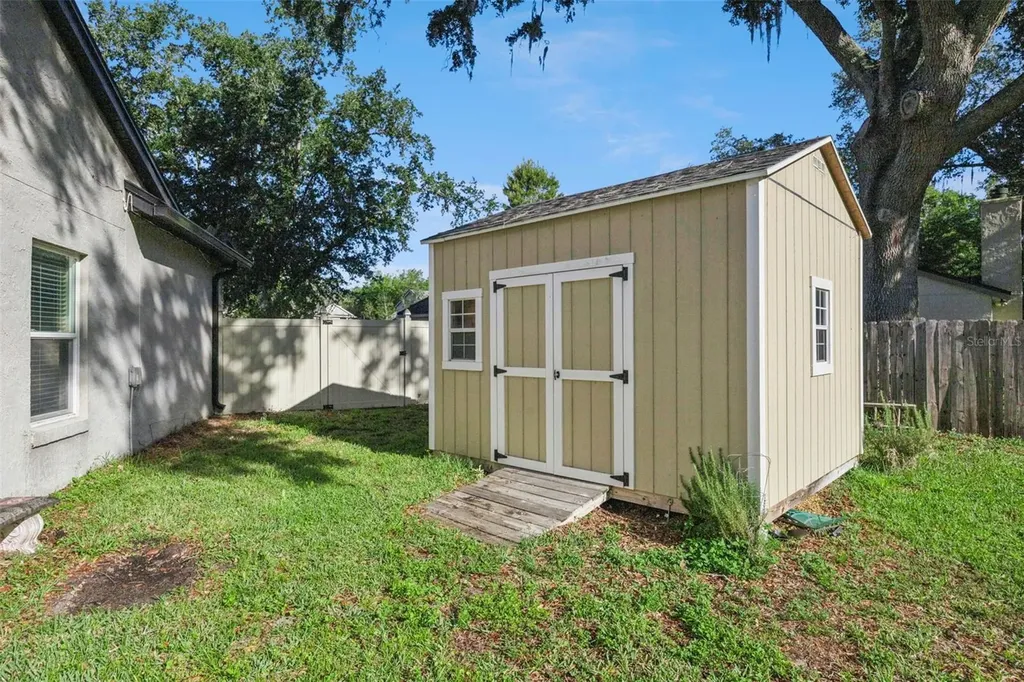 2113 Martingale Place Oviedo FL 32765