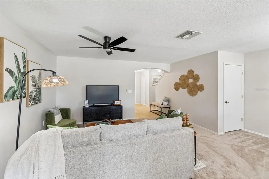 2510 Edgewater Falls Drive Brandon FL 33511