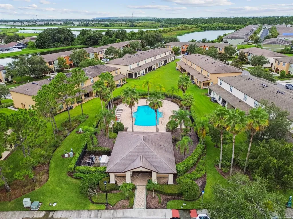 2510 Edgewater Falls Drive Brandon FL 33511