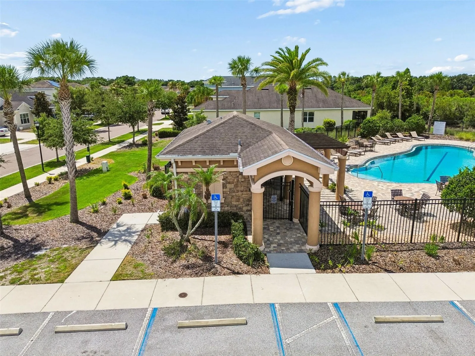 2510 Edgewater Falls Drive Brandon FL 33511