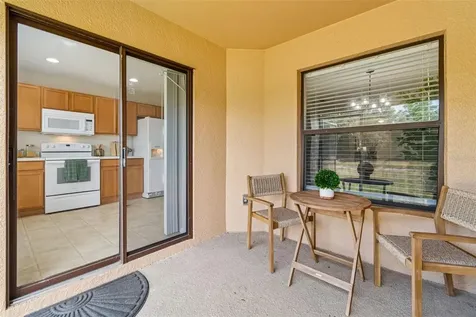 2510 Edgewater Falls Drive Brandon FL 33511
