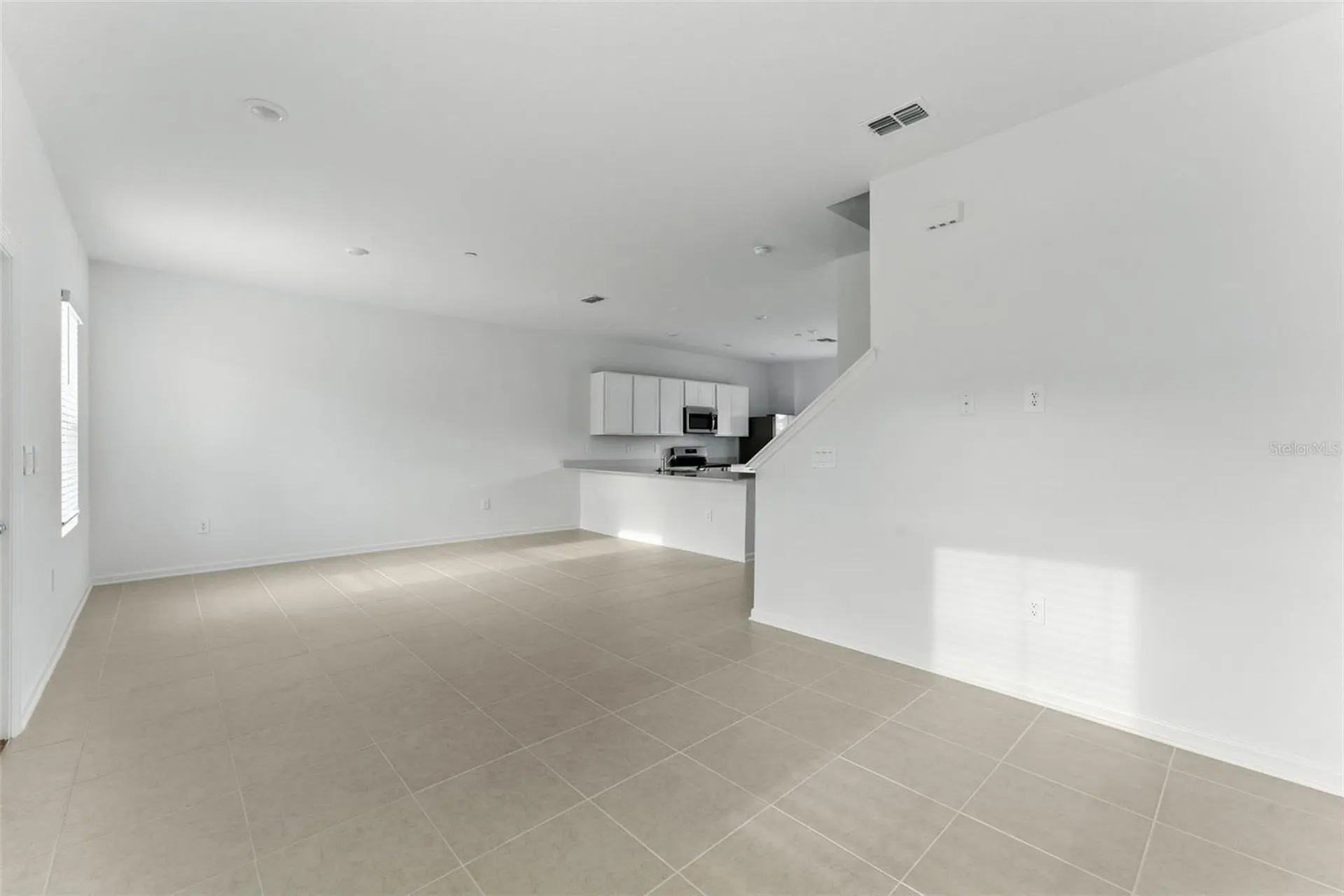 2341 White Buffalo Street Apopka FL 32703