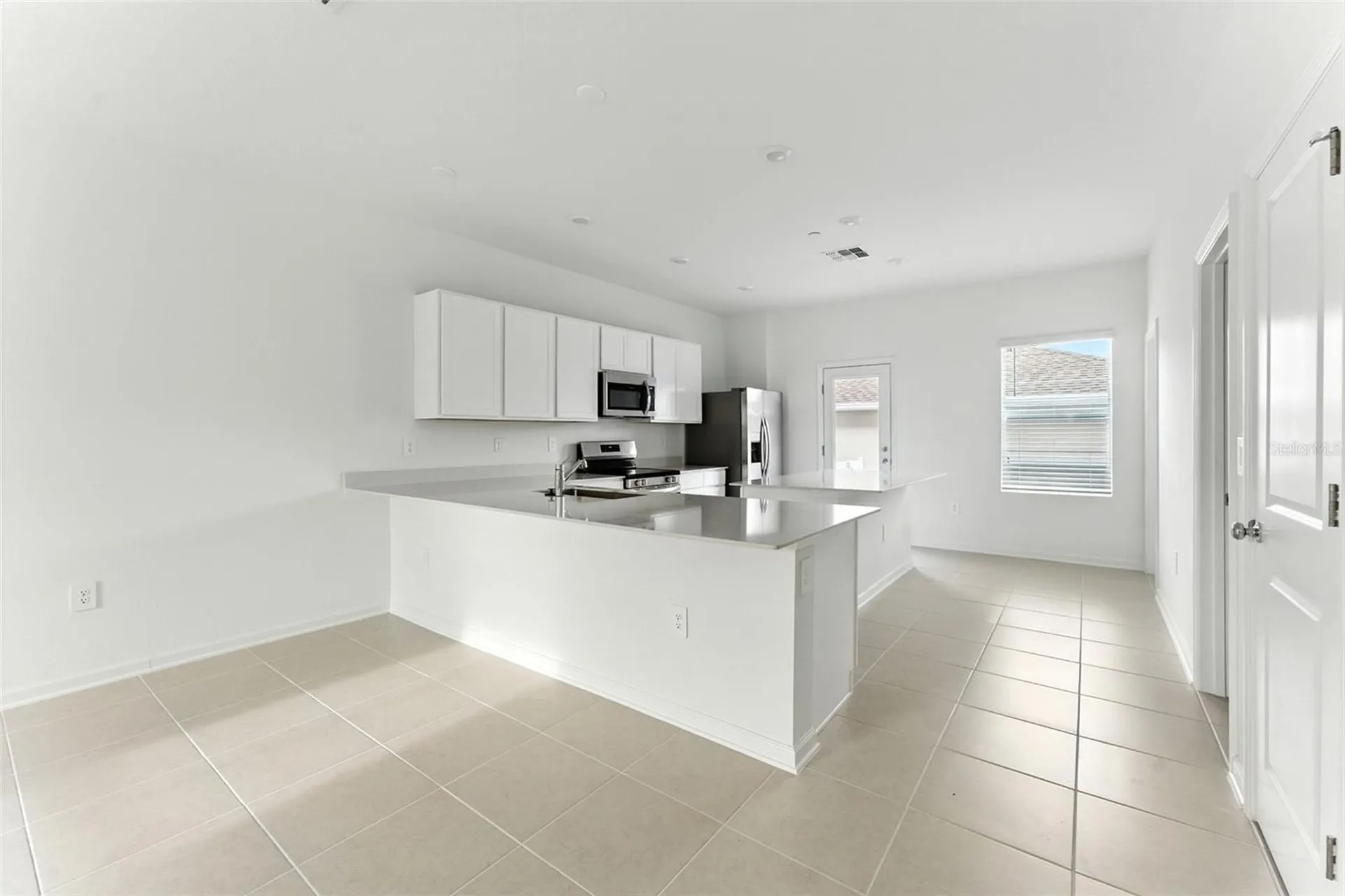 2341 White Buffalo Street Apopka FL 32703