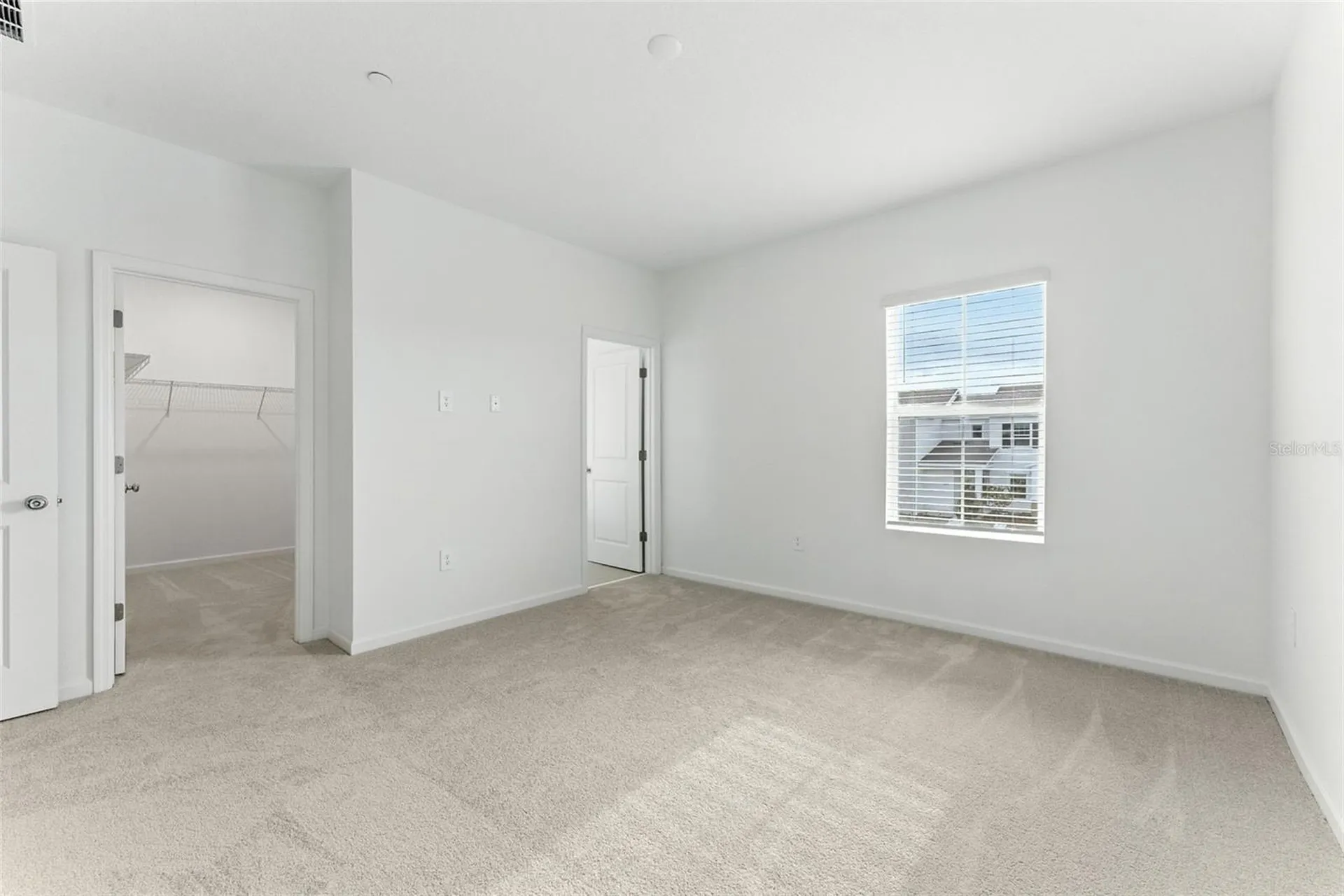 2341 White Buffalo Street Apopka FL 32703