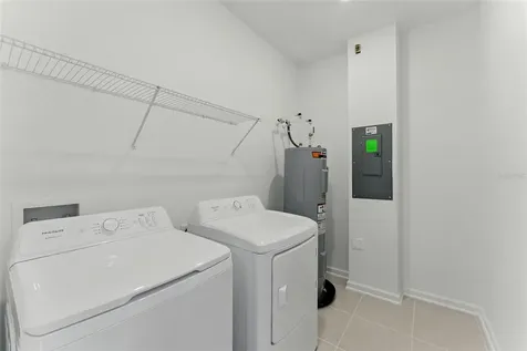 2341 White Buffalo Street Apopka FL 32703