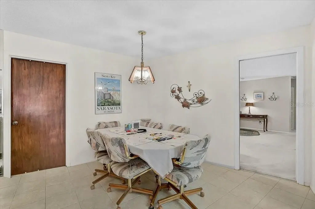 3842 Torrey Pines Way Sarasota FL 34238