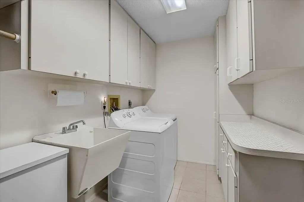 3842 Torrey Pines Way Sarasota FL 34238