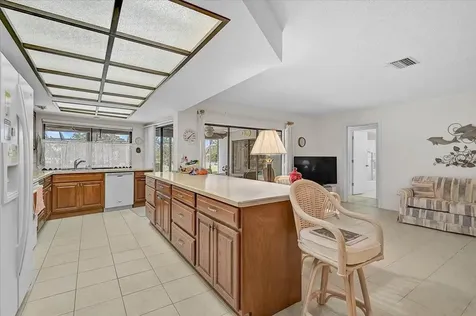 3842 Torrey Pines Way Sarasota FL 34238