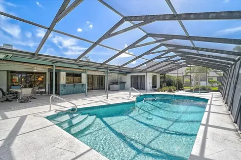 3842 Torrey Pines Way Sarasota FL 34238