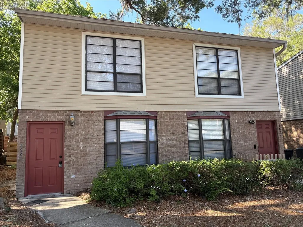 4624 SW 45 Lane Gainesville FL 32608