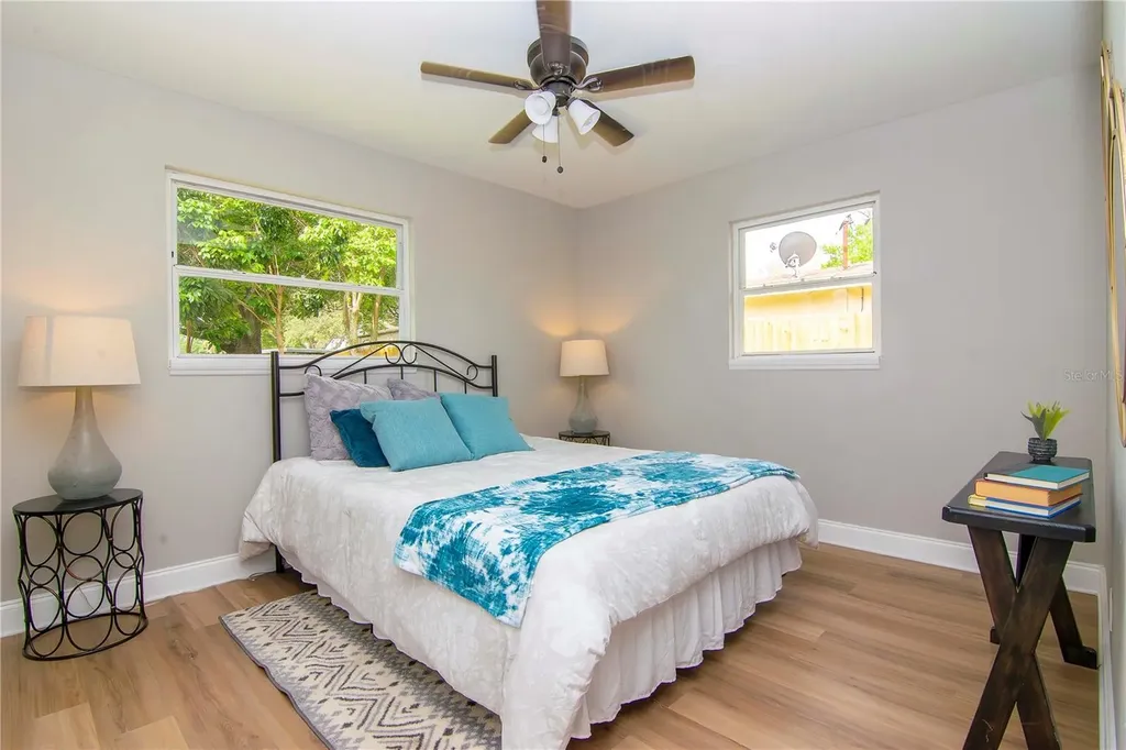 3708 W Tyson Avenue Tampa FL 33611