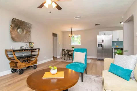3708 W Tyson Avenue Tampa FL 33611