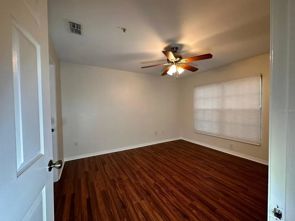 6388 Raleigh Street Orlando FL 32835