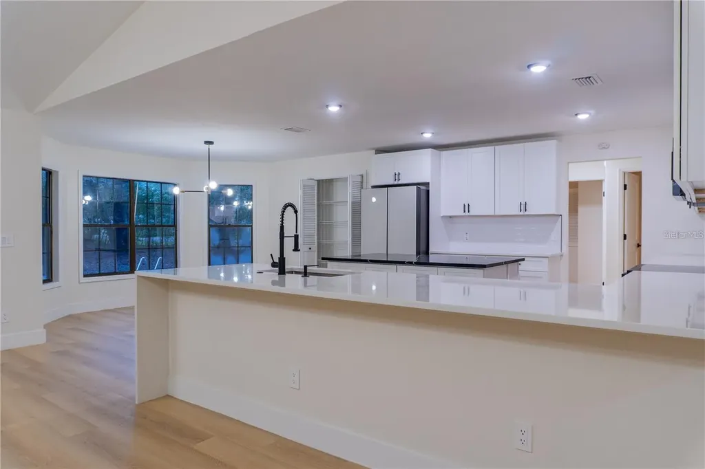 5320 NE 2nd Lane Ocala FL 34470