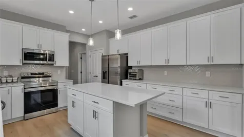 1221 King Avenue Lakeland FL 33803