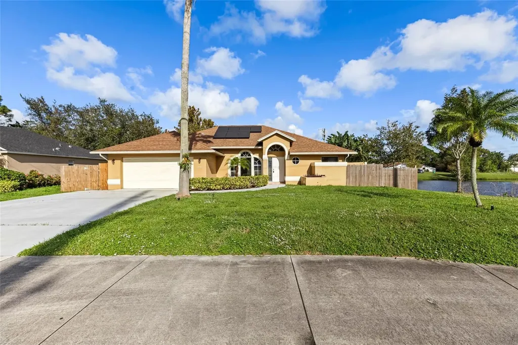2141 SW Bayshore Boulevard Port St Lucie FL 34984