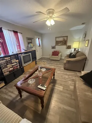 719 E Georgia Avenue Deland FL 32724