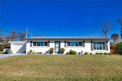 928 Stewart Street Englewood FL 34223