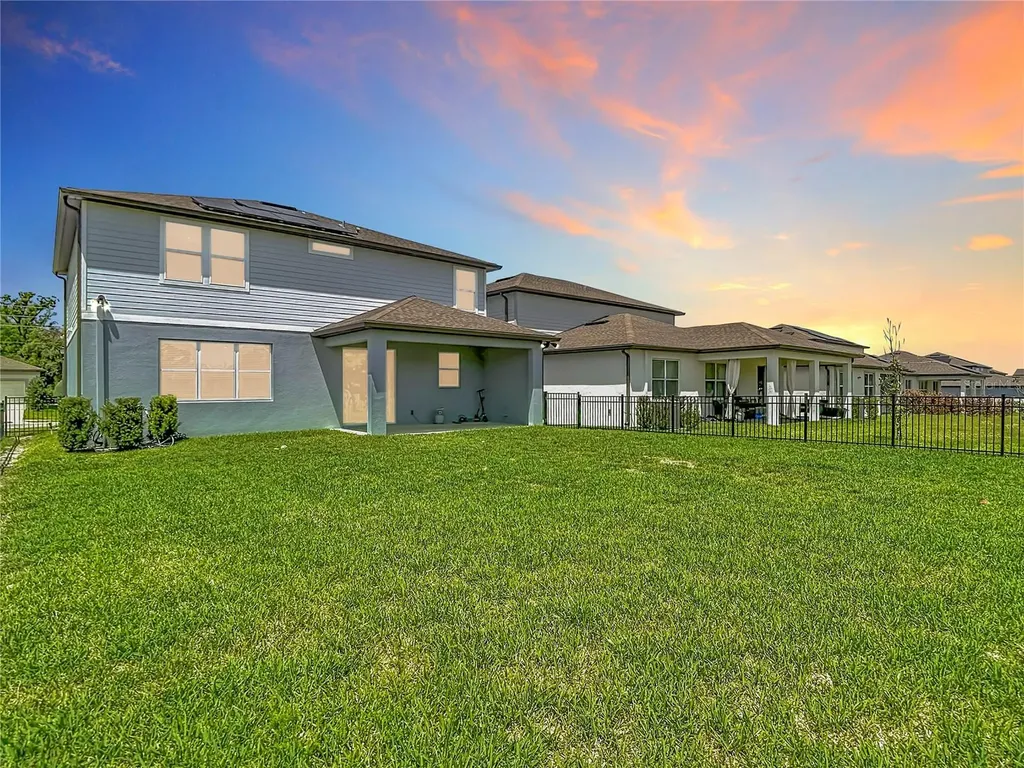 6136 Bradford Woods Drive Zephyrhills FL 33542