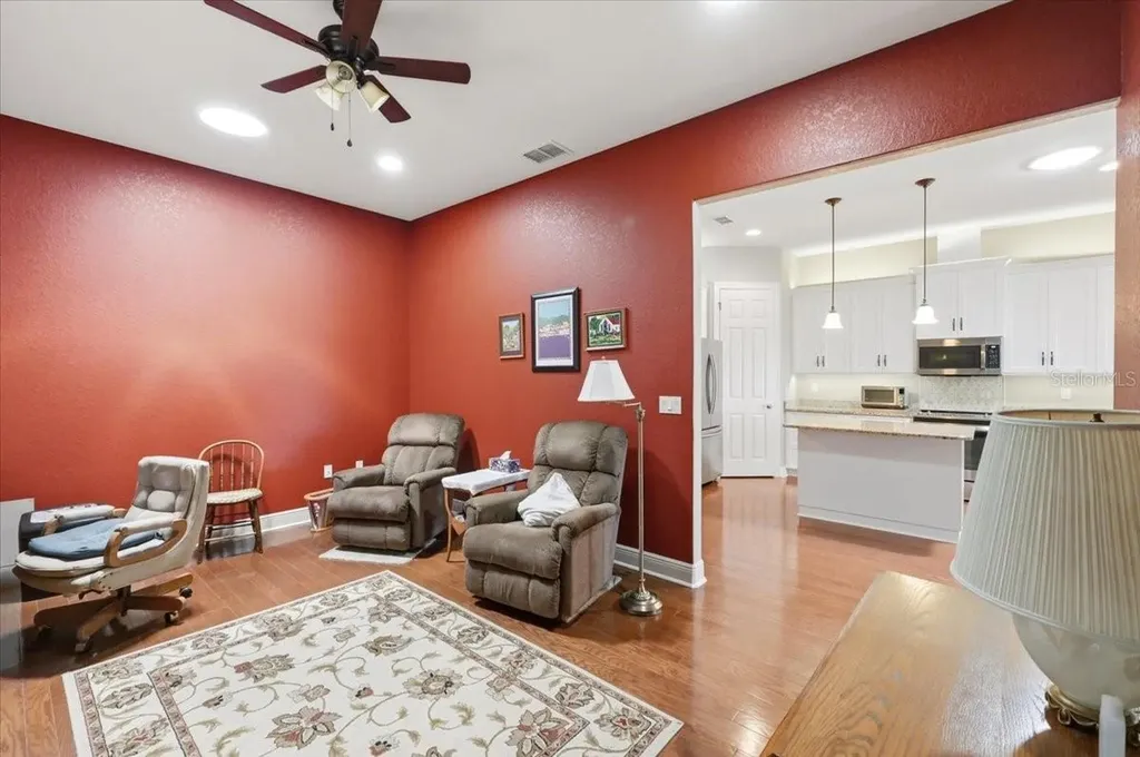 572 Meandering Way Polk City FL 33868