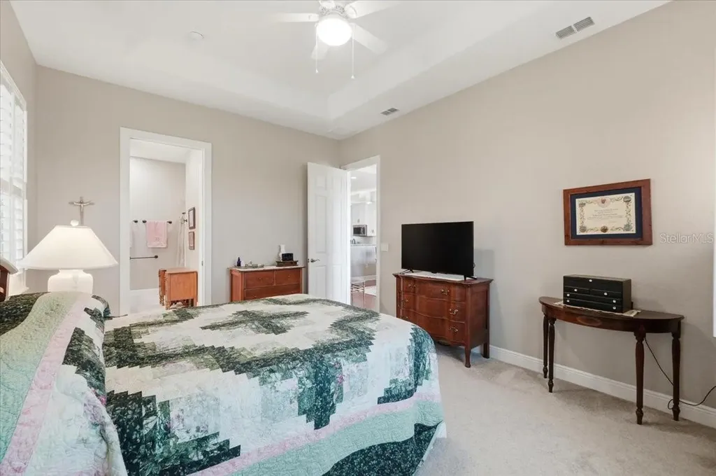 572 Meandering Way Polk City FL 33868