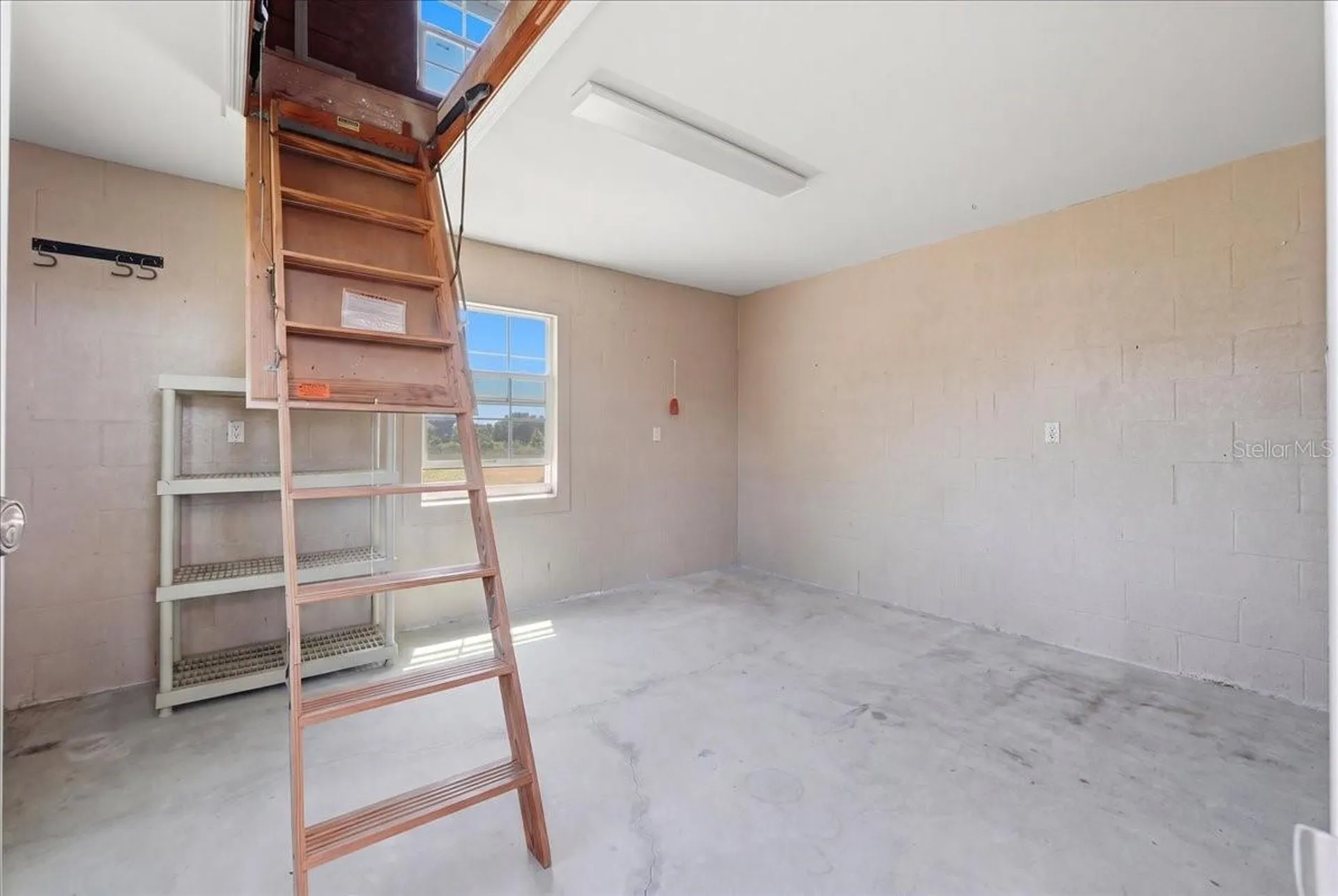 572 Meandering Way Polk City FL 33868