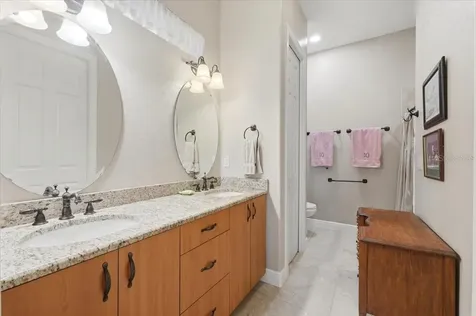 572 Meandering Way Polk City FL 33868