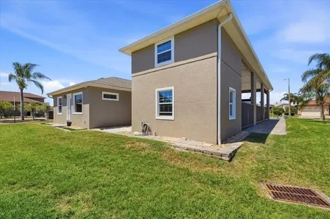 572 Meandering Way Polk City FL 33868