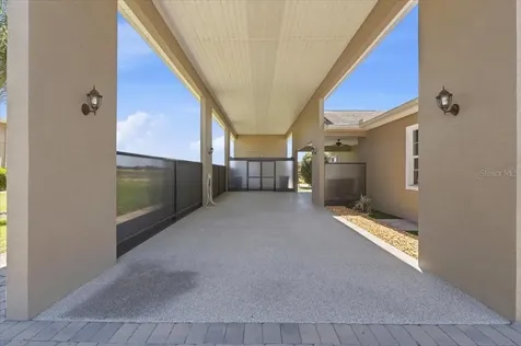 572 Meandering Way Polk City FL 33868