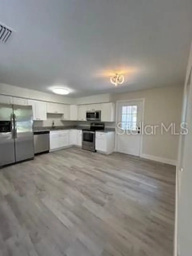 917 E Poinsettia Avenue Tampa FL 33612